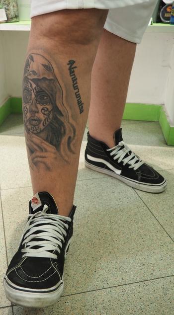 Nankurunaisa – japanische Positivität als globaler Tattoo-Trend