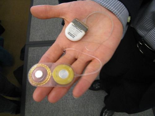 “Old and new model cochlear implants” by sociate is licensed under CC BY-SA 2.0. (Accessed: 05.11.2024)