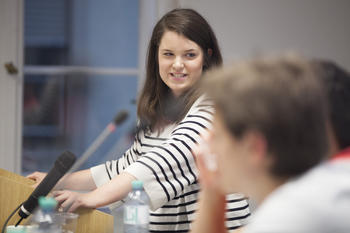 Students debating the Ukrainian crisis