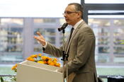 Begrüßung durch den Geschäftsführenden Direktor Prof. Dr. Martin Emmer