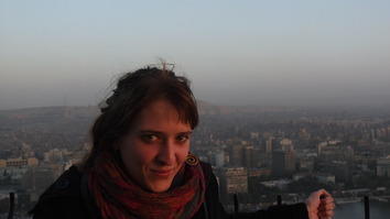 Elena Frense auf dem Cairo Tower 2013