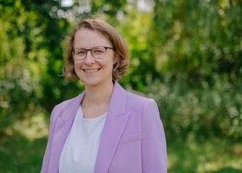 Dr. Julia Lück-Benz