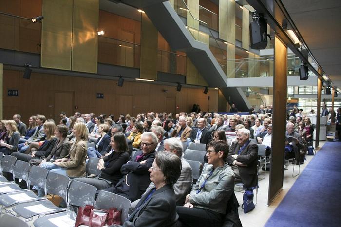 Podiumsdiskussion "Medienhauptstadt Berlin" im ARD-Hauptstadtstudio - 57. Jahrestagung der Deutschen Gesellschaft für Publizistik- und Kommunikationswissenschaft vom 16. bis 18. Mai 2012 in Berlin