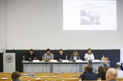 Podiumsdiskussion mit Joachim Trebbe, Christian Katzenbach, Matthias Spielkamp, Barbara Thomaß und Sevda Arslan (v.l.n.r.)