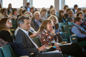 Christoph Neuberger und Margreth Lünenborg bei der Keynote von Steffen Mau