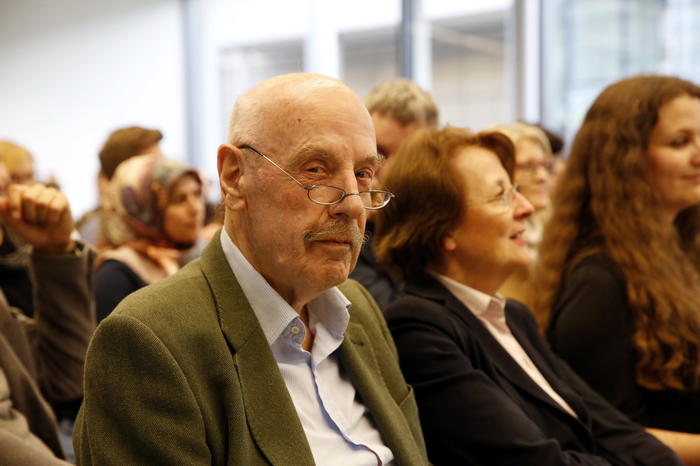 Rudolf Großkopff bei der Studienabschlussfeier des Instituts im Februar 2019