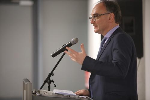 Nico Fried, Leiter der Parlamentsredaktion des Süddeutschen Zeitung, referierte über die Rolle der Zeitung im Zeitalter von Facebook, Twitter und Co.