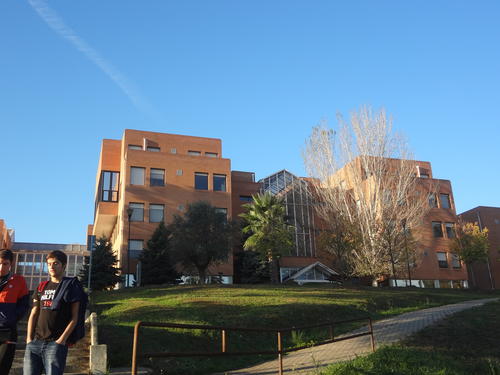 Gebäude der Fakultät für Kommunikation der Universitat Autónoma de Barcelona (UAB)