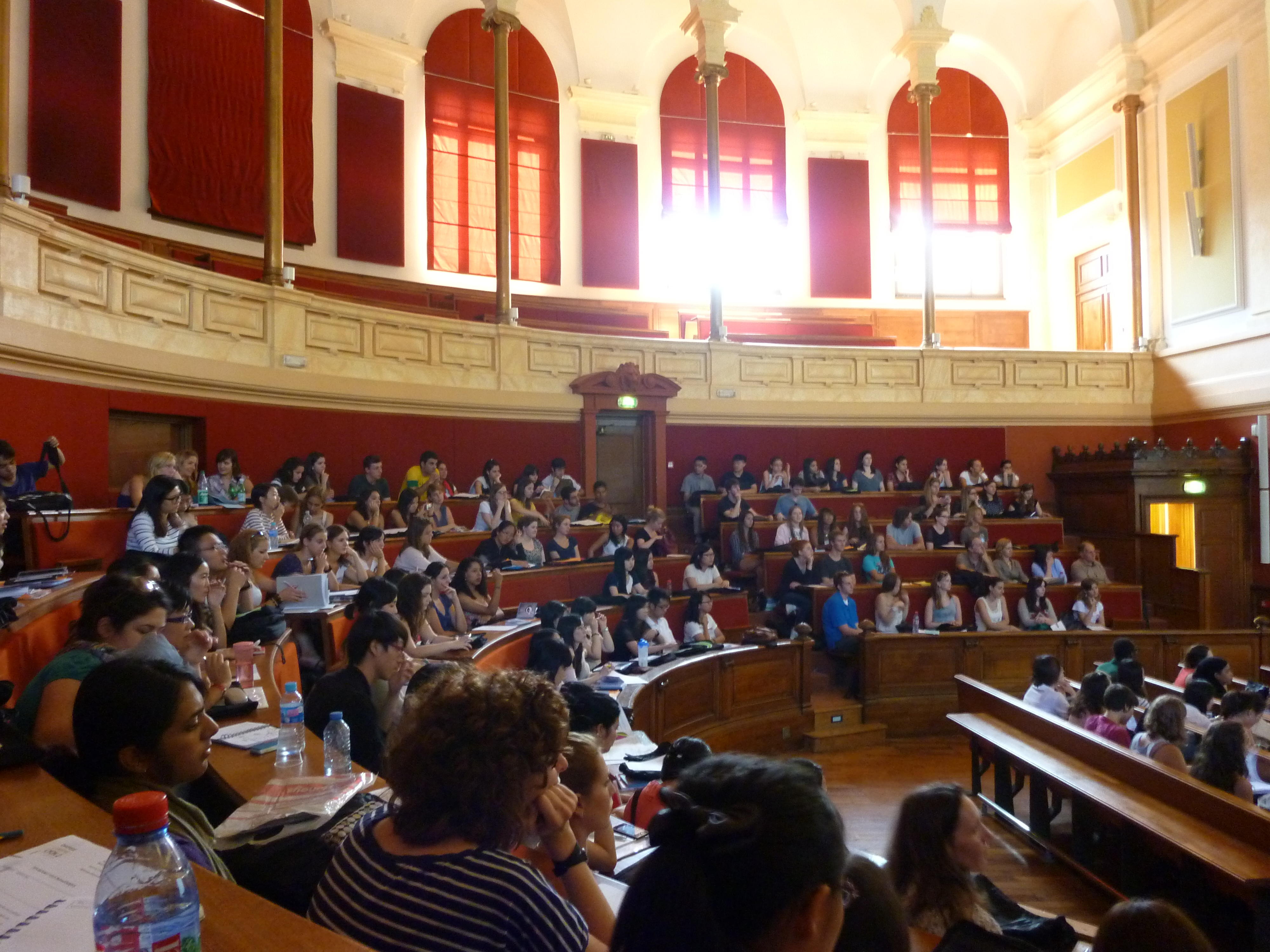 Université Lumière Lyon 2 • Institut für Publizistik- und ...