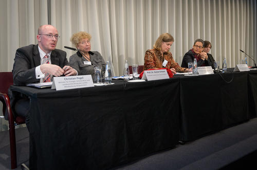 Christian Pegel, Prof. Dr. Gesine Schwan, Prof. Dr. Miranda Schreurs, Dr. Nina Scheer, Dr. Dorothee Mühl