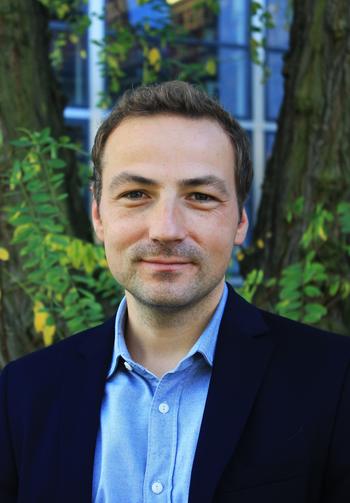 Simon Koschut