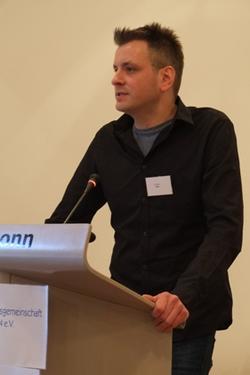 Heinz, Dr. Stefan • Arbeitsstelle Nationale und Internationale