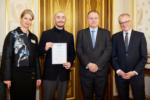 Preisverleihung (25/01/2024) - Herr Saillard mit seinen Förder:innen: Club des Affaires Saar-Lorraine